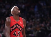 英雄联盟总决赛-新疆队逆转猛龙，西亚卡姆刷新纪录