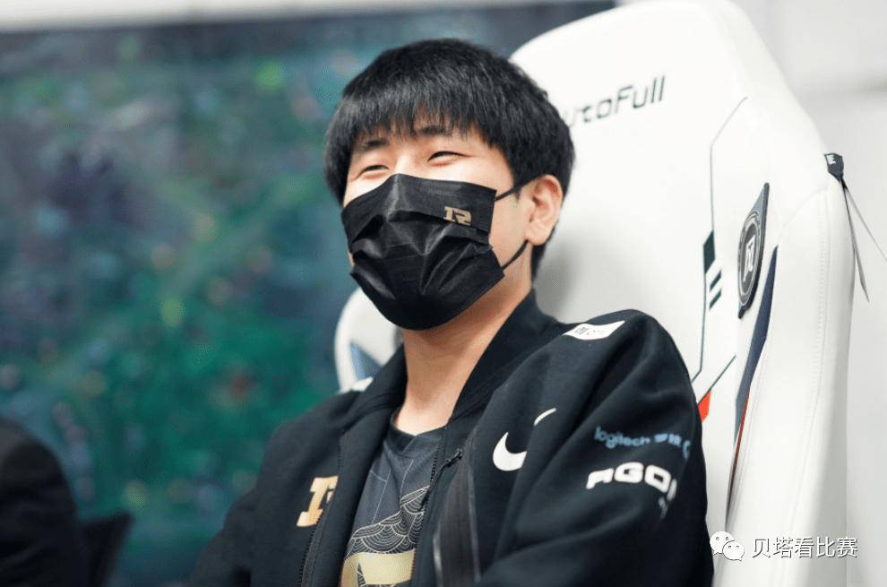 关于爱尔兰代表团运动员斩获金牌，现场掌声无数的信息