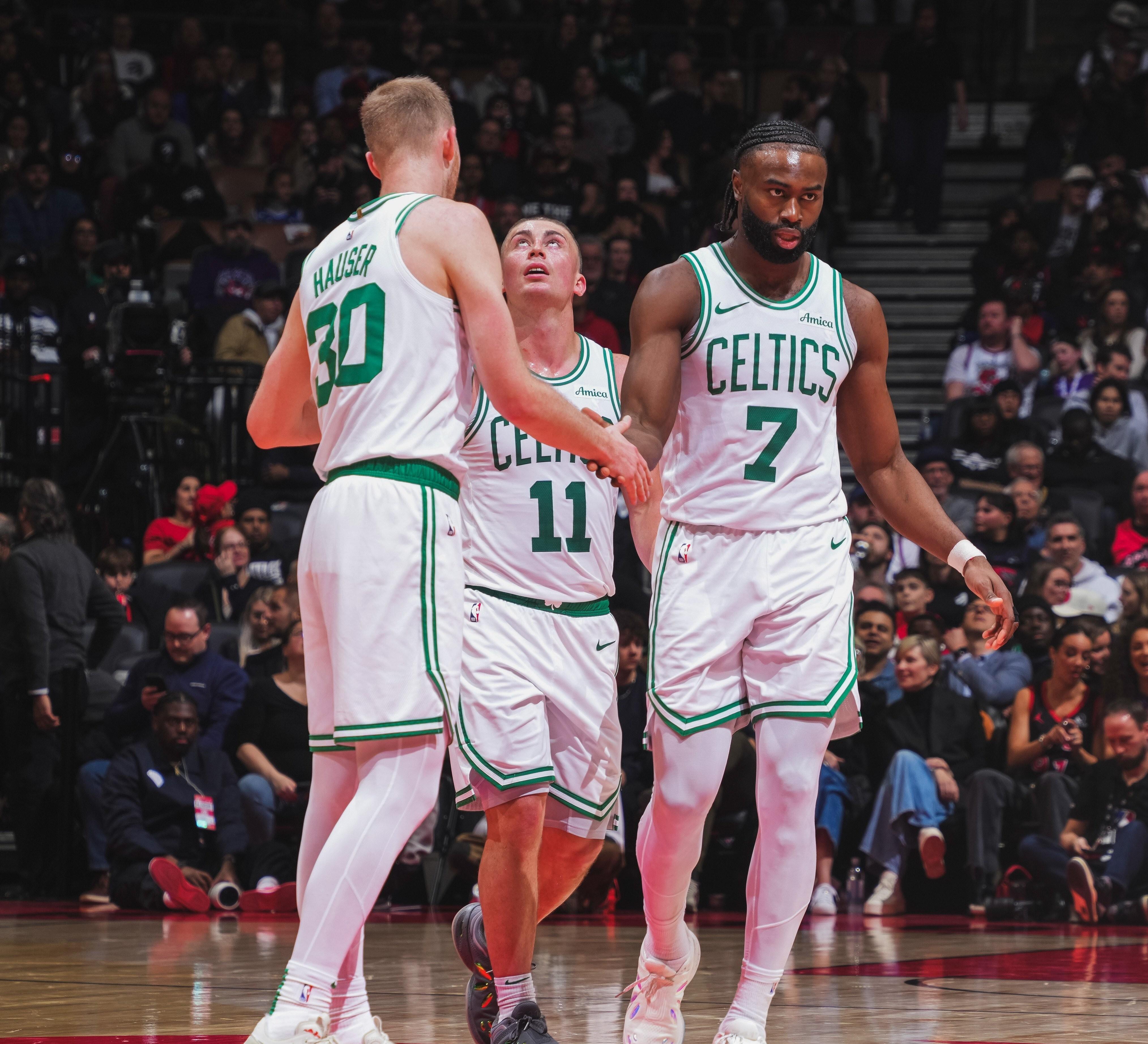 步行者绝杀魔术，福克斯关键制胜的简单介绍