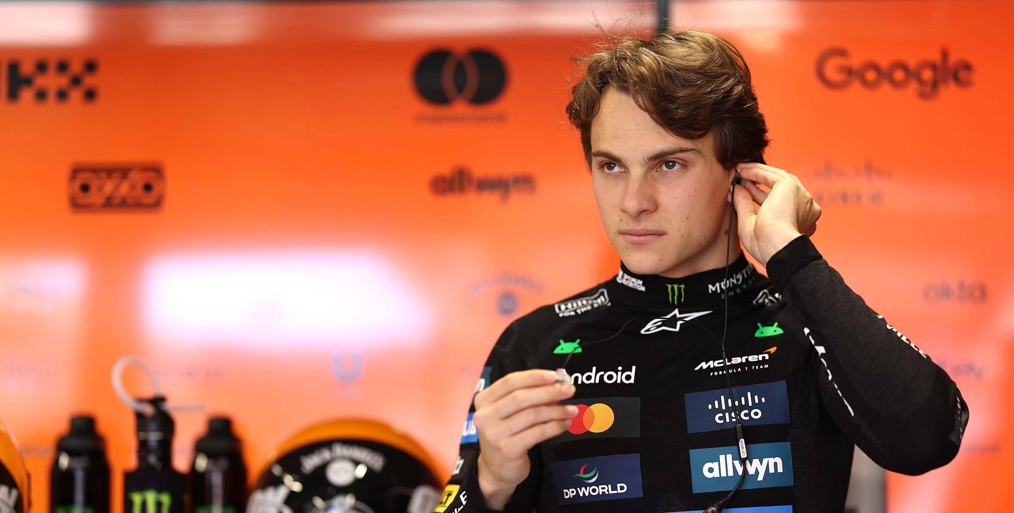 梅赛德斯险胜红牛二队，皮亚斯特里统治全场的简单介绍