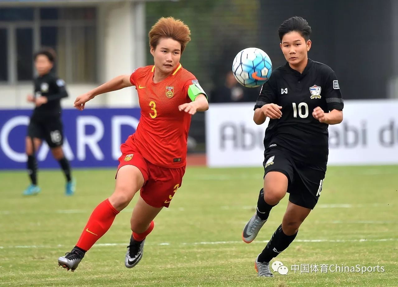 中国队轻取印度队，李梓嘉状态火热