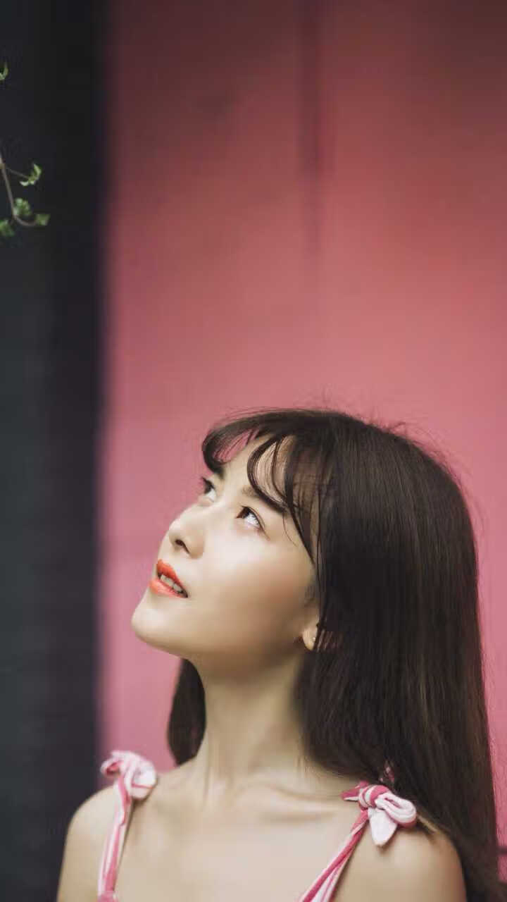 奥运周期焦点战,那不勒斯力斩丹麦,关键胜利铸就晋级之路