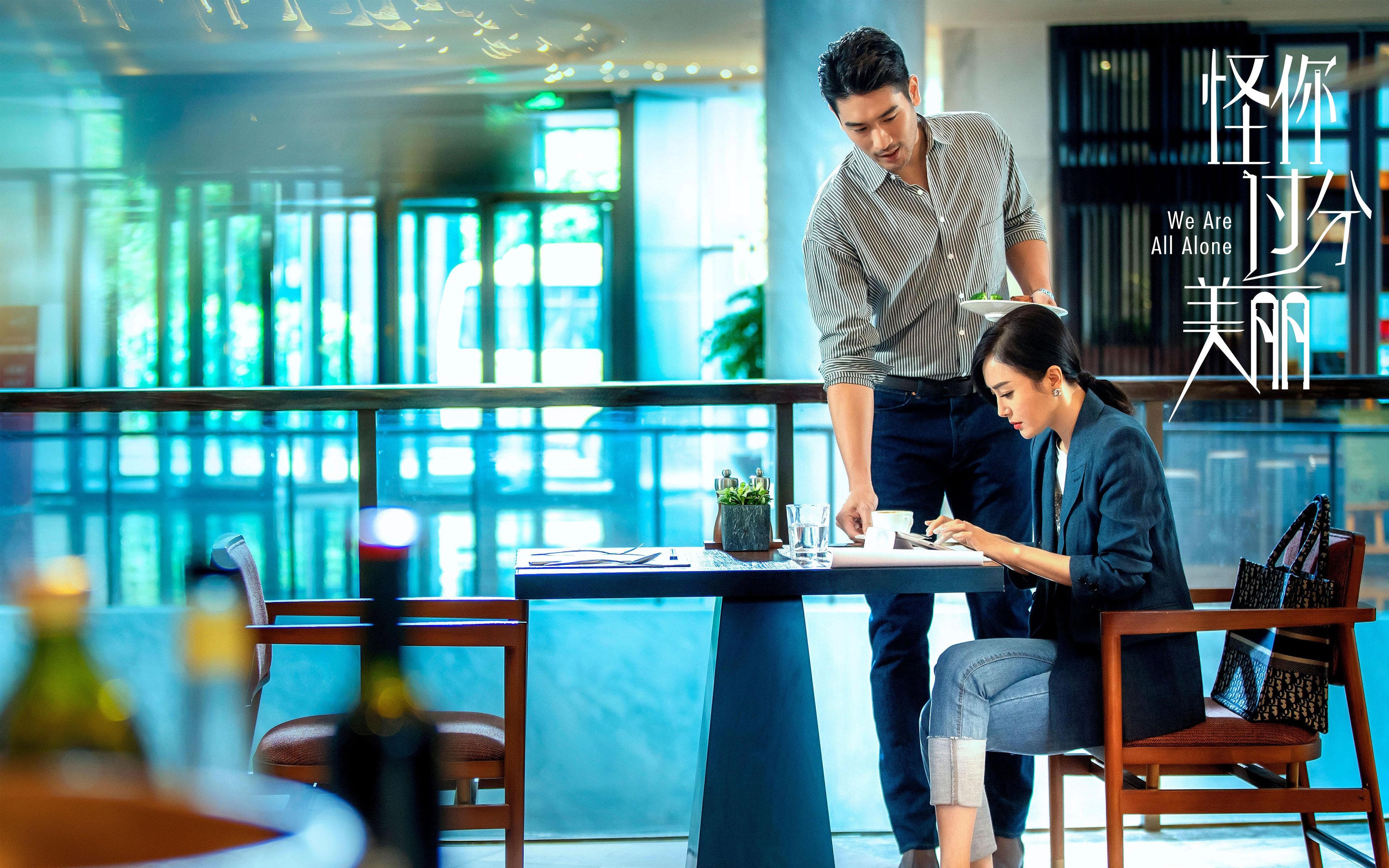 沥青上的舞蹈与红牌，当格纳布里为F1街道赛之夜加速