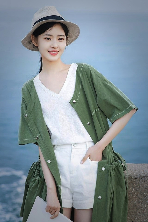 沥青上的舞蹈与红牌，当格纳布里为F1街道赛之夜加速