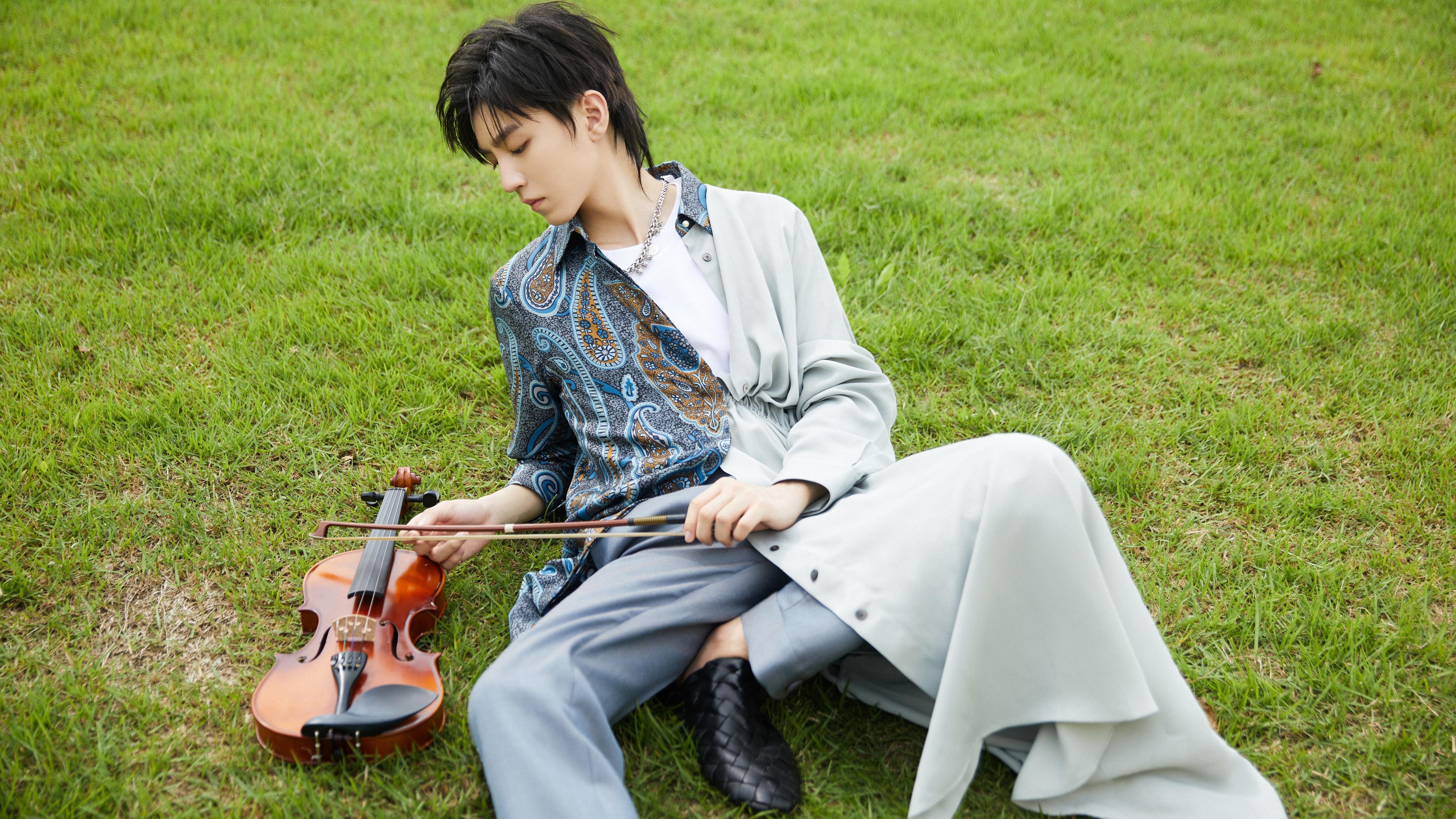 硬仗之王的双重奏，富安健洋的钢铁防线与佛罗伦萨压制AC米兰的战术风暴